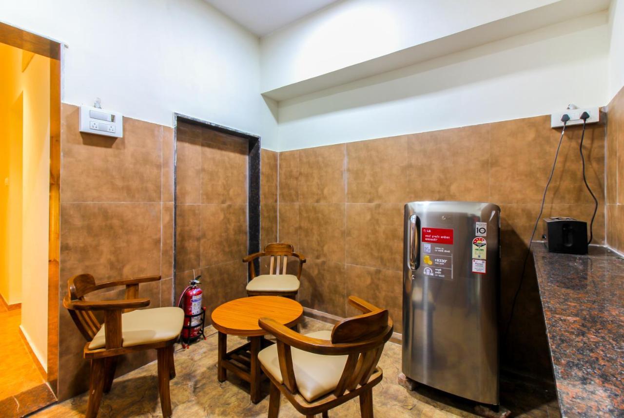 Auberge de jeunesse Hygeinic Airport Dormitory Near By Bom à Bombay Extérieur photo